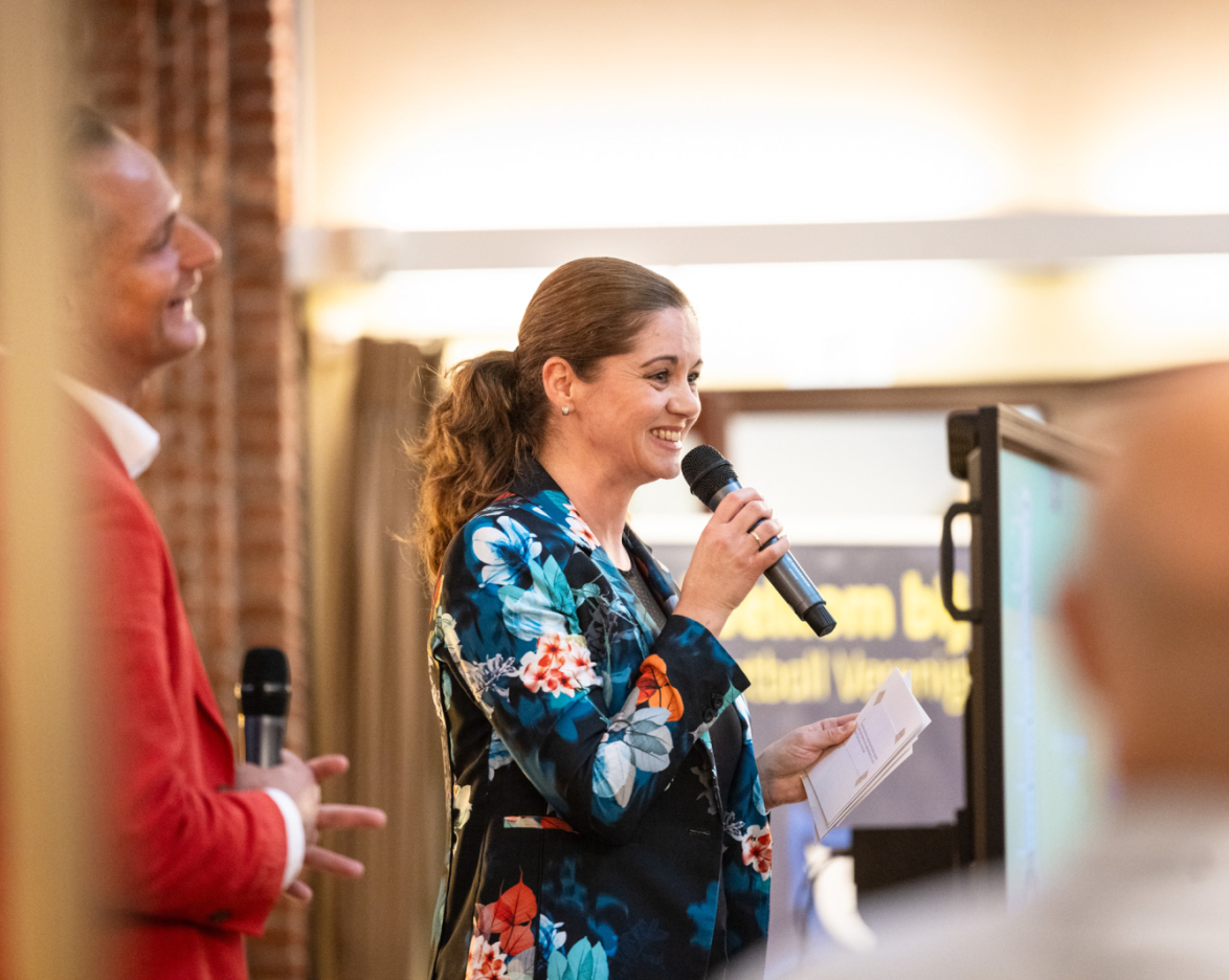 Angelique Ottens presenteert Beursvloer Den Haag - Sharity